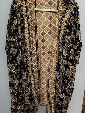 Women’s Gypsy Love Black & Cream Floral Open-Front Kimono Cardigan Size Large